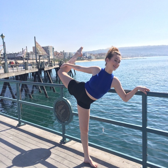 Meet your Posher, Carly - Picture 1 of 1